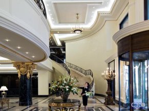Отель Ritz-Carlton