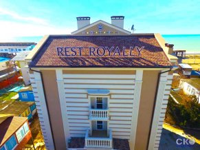 Rest Royally отель