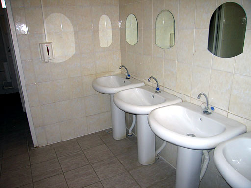 Туалетные комнаты
