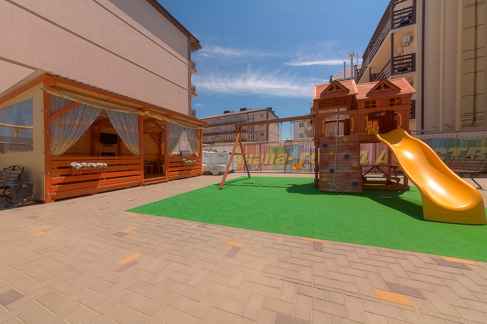 Детская площадка