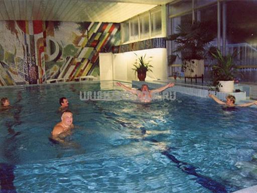 Закрытый бассейн