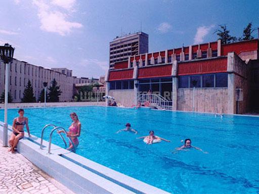 Бассейн открытый