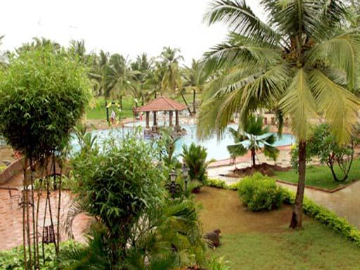 Вид на бассейн