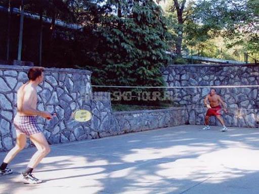 Спортивная площадка