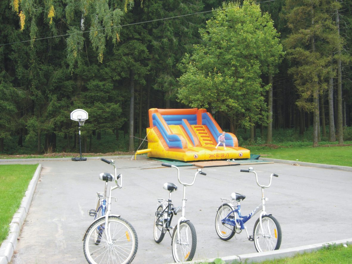 На территории