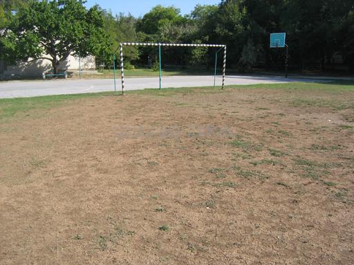 Футбольная площадка