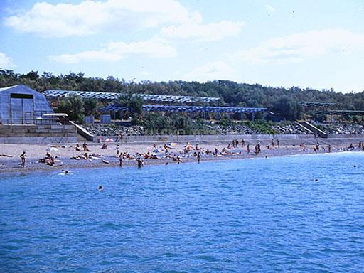 Вид на пляж с моря