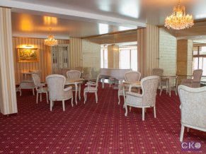 Солнечный СПА отель все включено Book Reader Bar