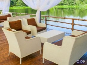 Солнечный СПА отель все включено патио у пляжа