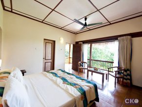 Отель Adaaran Club Rannalhi 4 *