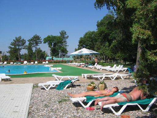 Бассейн (200 кв. м)