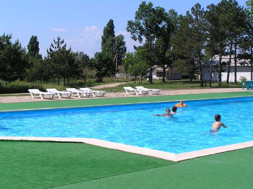 Бассейн (200 кв. м)