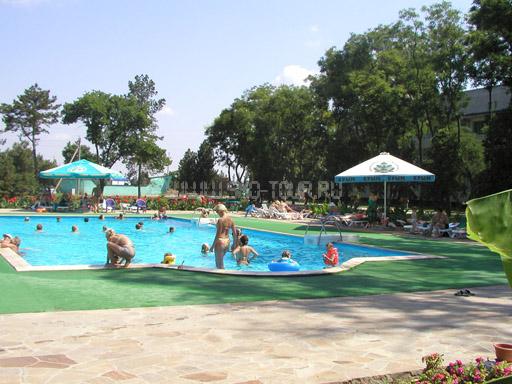 Бассейн (200кв. м)