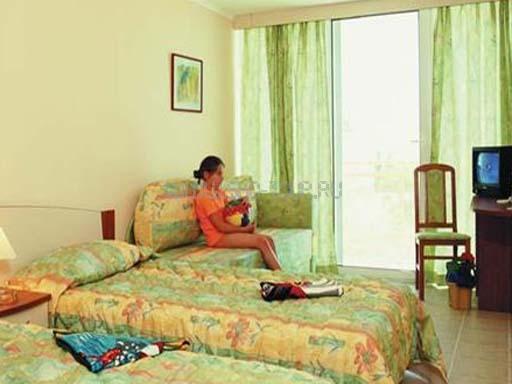 Номер Малибу