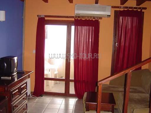 Номер Два Петуха 2*