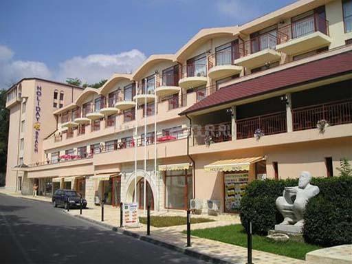 Отель Холидей Бич 3*