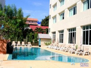 Crown Pattaya Beach Hotel 3* отель