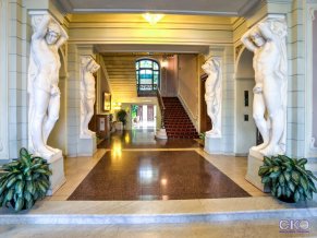 Гостиница Luxury Collection Националь