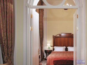 Отель Савой