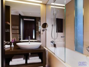 Отель Шератон Палас