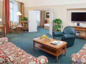 Отель Марриотт Гранд