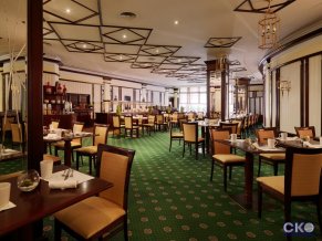 Отель Марриотт Гранд