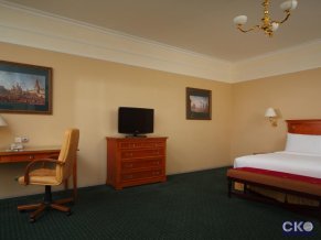 Отель Марриотт Гранд