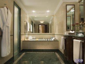 Отель Ritz-Carlton