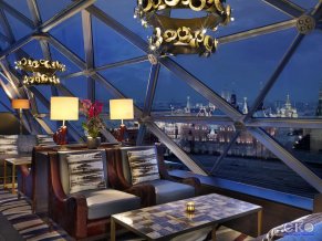 Отель Ritz-Carlton