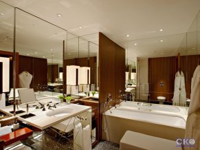 Отель Арарат Парк Хаятт