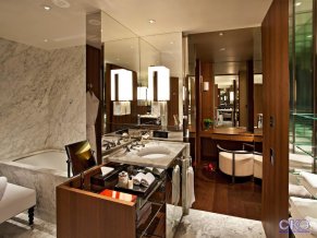 Отель Арарат Парк Хаятт