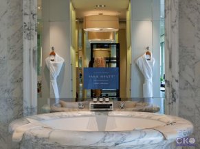 Отель Арарат Парк Хаятт