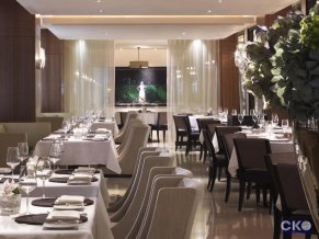 Отель Four Seasons Hotel Moscow