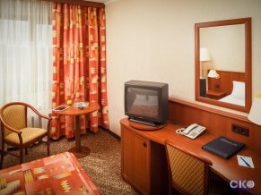 Гостиница Космос