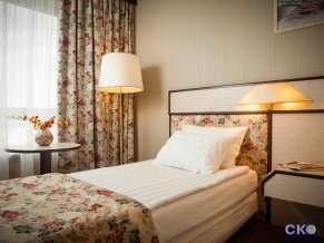 Гостиница Космос