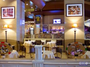 Гостиница Космос