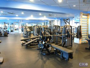 Гостиница Космос