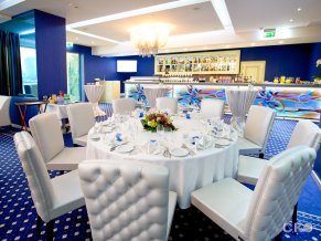 Отель Crowne Plaza Moscow World Trade Centre