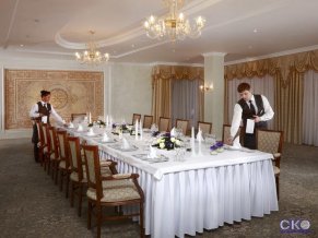 Отель Милан