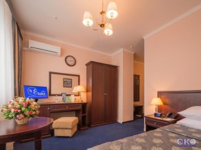 Гостиница Салют