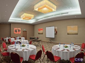 Гостиница Холидей Инн Москва Сущевский