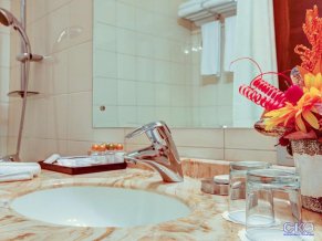 Отель Аэростар