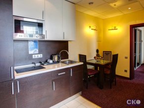 Отель Аэростар