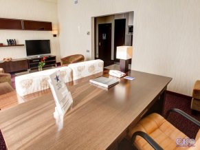 Отель Аэростар