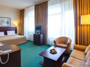 Отель Аэростар