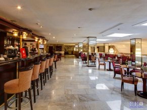 Отель Аэростар