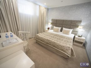 Гостиница Де Пари