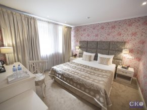 Гостиница Де Пари