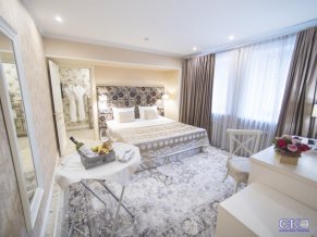 Гостиница Де Пари