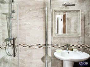 Гостиница Империя Сити